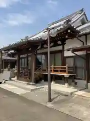 應其寺の本殿