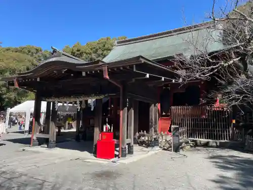 鶴岡八幡宮の{uncategorized: "未分類", other: "その他", undefined: "問題あり", building: "その他建物", grave: "お墓", sacred_gate: "鳥居", guardian: "狛犬", statue: "像", buddha: "仏像", history: "歴史", nature: "自然", garden: "庭園", animal: "動物", pagoda: "塔", temizu: "手水舎", mountain_gate: "山門・神門", sanctuary: "本殿・本堂", subordinate: "末社・摂社", art: "芸術", scenery: "景色", jizo: "地蔵", ema: "絵馬", goshuin: "御朱印", omikuji: "おみくじ", items: "授与品その他", amulet: "お守り", goshuincho: "御朱印帳", eats: "食事", festival: "お祭り", votive_dance: "神楽", shichigosan: "七五三参", wedding: "結婚式", experience: "体験その他", initially: "初詣", around: "周辺", anti_infection: "感染症対策"}