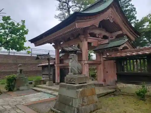 小松天満宮の山門