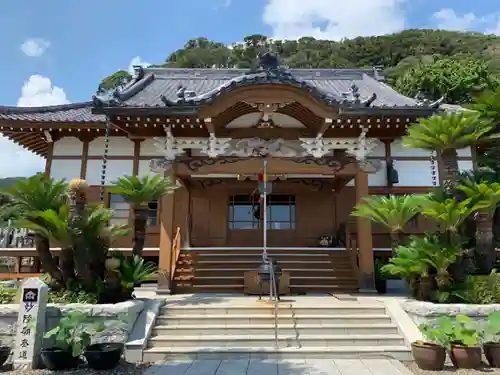 日澄寺の本殿・本堂