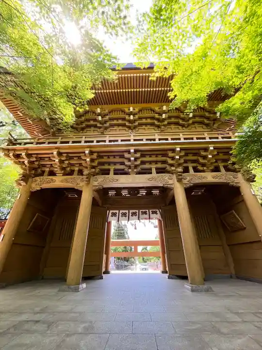 健軍神社の山門・神門