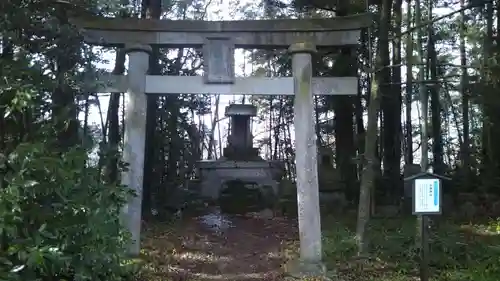 朝日稲荷神社の末社