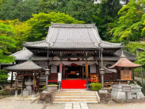 温泉寺の本殿・本堂