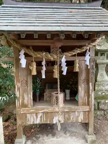 岩屋神社の末社