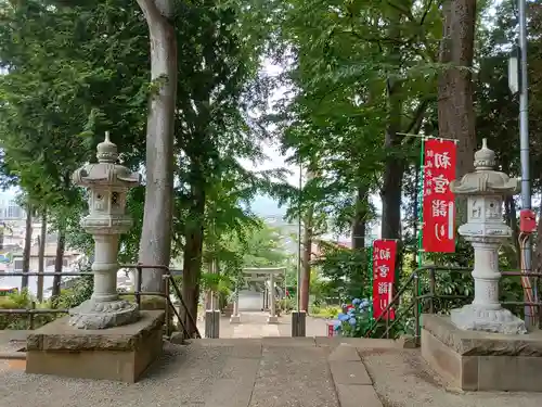 弥生神社の景色