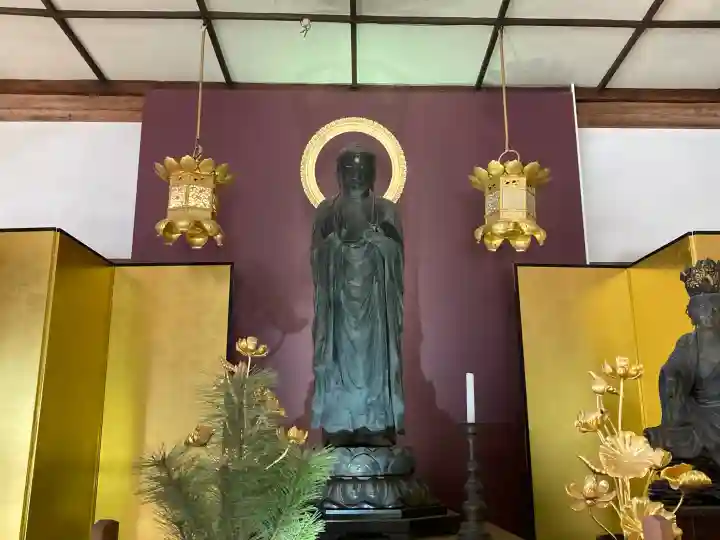 円覚寺の{uncategorized: "未分類", other: "その他", undefined: "問題あり", building: "その他建物", grave: "お墓", sacred_gate: "鳥居", guardian: "狛犬", statue: "像", buddha: "仏像", history: "歴史", nature: "自然", garden: "庭園", animal: "動物", pagoda: "塔", temizu: "手水舎", mountain_gate: "山門・神門", sanctuary: "本殿・本堂", subordinate: "末社・摂社", art: "芸術", scenery: "景色", jizo: "地蔵", ema: "絵馬", goshuin: "御朱印", omikuji: "おみくじ", items: "授与品その他", amulet: "お守り", goshuincho: "御朱印帳", eats: "食事", festival: "お祭り", votive_dance: "神楽", shichigosan: "七五三参", wedding: "結婚式", experience: "体験その他", initially: "初詣", around: "周辺", anti_infection: "感染症対策"}