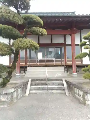 寳聚寺の本殿