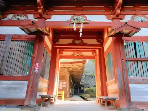 吉野水分神社（吉野町）の山門・神門