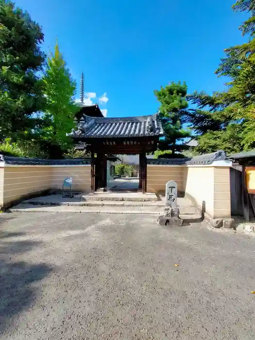 法輪寺の山門