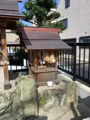白山神社（中郷）の末社・摂社