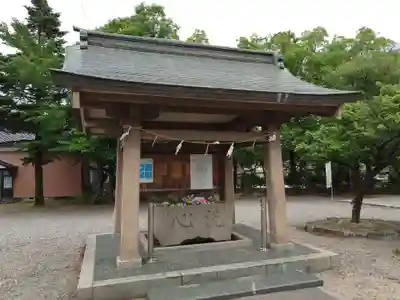 新川神社の手水舎