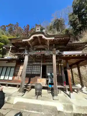 大福寺(室田の瀧不動尊)の{uncategorized: "未分類", other: "その他", undefined: "問題あり", building: "その他建物", grave: "お墓", sacred_gate: "鳥居", guardian: "狛犬", statue: "像", buddha: "仏像", history: "歴史", nature: "自然", garden: "庭園", animal: "動物", pagoda: "塔", temizu: "手水舎", mountain_gate: "山門・神門", sanctuary: "本殿・本堂", subordinate: "末社・摂社", art: "芸術", scenery: "景色", jizo: "地蔵", ema: "絵馬", goshuin: "御朱印", omikuji: "おみくじ", items: "授与品その他", amulet: "お守り", goshuincho: "御朱印帳", eats: "食事", festival: "お祭り", votive_dance: "神楽", shichigosan: "七五三参", wedding: "結婚式", experience: "体験その他", initially: "初詣", around: "周辺", anti_infection: "感染症対策"}