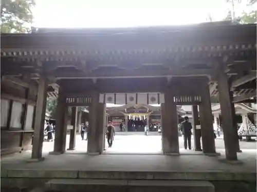 白山比咩神社の山門・神門