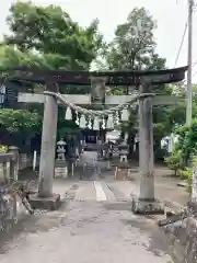 取手八坂神社の鳥居