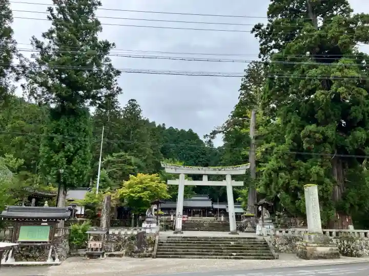 飛驒一宮水無神社(岐阜県)