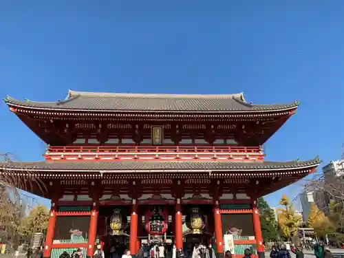 浅草寺の山門