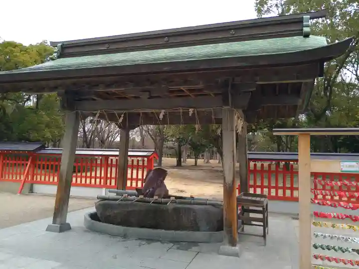 十日恵比須神社の{uncategorized: "未分類", other: "その他", undefined: "問題あり", building: "その他建物", grave: "お墓", sacred_gate: "鳥居", guardian: "狛犬", statue: "像", buddha: "仏像", history: "歴史", nature: "自然", garden: "庭園", animal: "動物", pagoda: "塔", temizu: "手水舎", mountain_gate: "山門・神門", sanctuary: "本殿・本堂", subordinate: "末社・摂社", art: "芸術", scenery: "景色", jizo: "地蔵", ema: "絵馬", goshuin: "御朱印", omikuji: "おみくじ", items: "授与品その他", amulet: "お守り", goshuincho: "御朱印帳", eats: "食事", festival: "お祭り", votive_dance: "神楽", shichigosan: "七五三参", wedding: "結婚式", experience: "体験その他", initially: "初詣", around: "周辺", anti_infection: "感染症対策"}