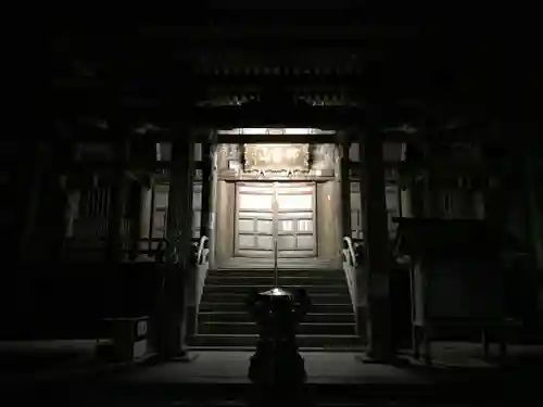 青岸渡寺の本殿・本堂