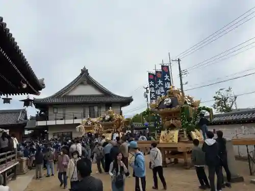 大塩天満宮の{uncategorized: "未分類", other: "その他", undefined: "問題あり", building: "その他建物", grave: "お墓", sacred_gate: "鳥居", guardian: "狛犬", statue: "像", buddha: "仏像", history: "歴史", nature: "自然", garden: "庭園", animal: "動物", pagoda: "塔", temizu: "手水舎", mountain_gate: "山門・神門", sanctuary: "本殿・本堂", subordinate: "末社・摂社", art: "芸術", scenery: "景色", jizo: "地蔵", ema: "絵馬", goshuin: "御朱印", omikuji: "おみくじ", items: "授与品その他", amulet: "お守り", goshuincho: "御朱印帳", eats: "食事", festival: "お祭り", votive_dance: "神楽", shichigosan: "七五三参", wedding: "結婚式", experience: "体験その他", initially: "初詣", around: "周辺", anti_infection: "感染症対策"}