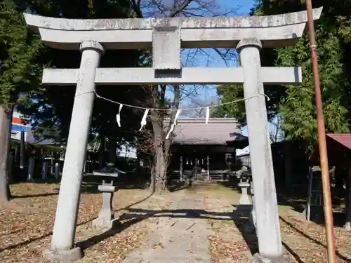 諏訪神社の鳥居