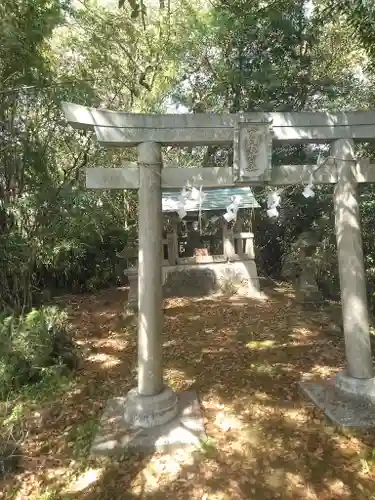 犬丸天満宮の末社・摂社