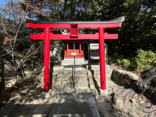 福良八幡神社の{uncategorized: "未分類", other: "その他", undefined: "問題あり", building: "その他建物", grave: "お墓", sacred_gate: "鳥居", guardian: "狛犬", statue: "像", buddha: "仏像", history: "歴史", nature: "自然", garden: "庭園", animal: "動物", pagoda: "塔", temizu: "手水舎", mountain_gate: "山門・神門", sanctuary: "本殿・本堂", subordinate: "末社・摂社", art: "芸術", scenery: "景色", jizo: "地蔵", ema: "絵馬", goshuin: "御朱印", omikuji: "おみくじ", items: "授与品その他", amulet: "お守り", goshuincho: "御朱印帳", eats: "食事", festival: "お祭り", votive_dance: "神楽", shichigosan: "七五三参", wedding: "結婚式", experience: "体験その他", initially: "初詣", around: "周辺", anti_infection: "感染症対策"}
