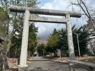 東神楽神社の{uncategorized: "未分類", other: "その他", undefined: "問題あり", building: "その他建物", grave: "お墓", sacred_gate: "鳥居", guardian: "狛犬", statue: "像", buddha: "仏像", history: "歴史", nature: "自然", garden: "庭園", animal: "動物", pagoda: "塔", temizu: "手水舎", mountain_gate: "山門・神門", sanctuary: "本殿・本堂", subordinate: "末社・摂社", art: "芸術", scenery: "景色", jizo: "地蔵", ema: "絵馬", goshuin: "御朱印", omikuji: "おみくじ", items: "授与品その他", amulet: "お守り", goshuincho: "御朱印帳", eats: "食事", festival: "お祭り", votive_dance: "神楽", shichigosan: "七五三参", wedding: "結婚式", experience: "体験その他", initially: "初詣", around: "周辺", anti_infection: "感染症対策"}