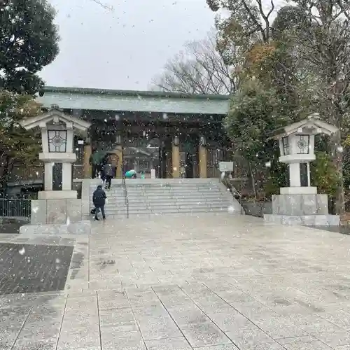 東郷神社の山門