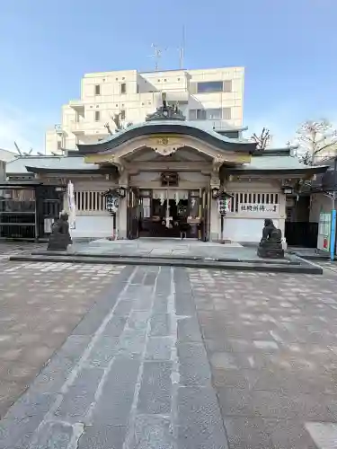 高輪神社の{uncategorized: "未分類", other: "その他", undefined: "問題あり", building: "その他建物", grave: "お墓", sacred_gate: "鳥居", guardian: "狛犬", statue: "像", buddha: "仏像", history: "歴史", nature: "自然", garden: "庭園", animal: "動物", pagoda: "塔", temizu: "手水舎", mountain_gate: "山門・神門", sanctuary: "本殿・本堂", subordinate: "末社・摂社", art: "芸術", scenery: "景色", jizo: "地蔵", ema: "絵馬", goshuin: "御朱印", omikuji: "おみくじ", items: "授与品その他", amulet: "お守り", goshuincho: "御朱印帳", eats: "食事", festival: "お祭り", votive_dance: "神楽", shichigosan: "七五三参", wedding: "結婚式", experience: "体験その他", initially: "初詣", around: "周辺", anti_infection: "感染症対策"}