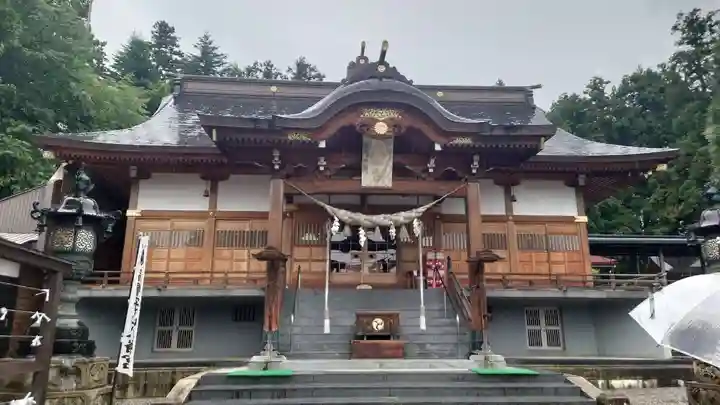 烏帽子山八幡宮の本殿・本堂