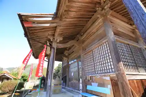 弘安寺の本殿・本堂