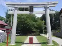 諏訪神社の鳥居