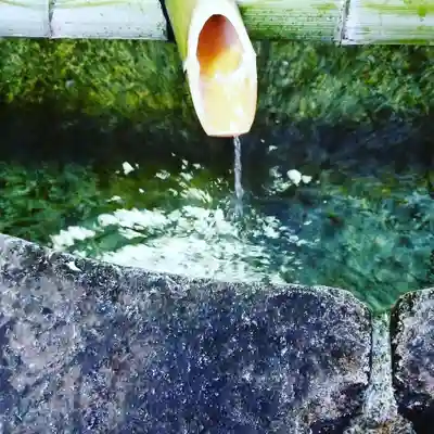 京濱伏見稲荷神社の手水舎