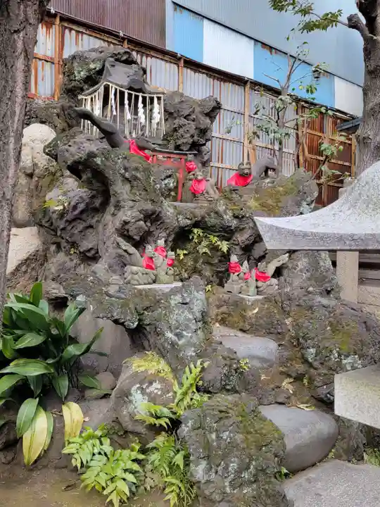 飛木稲荷神社の狛犬