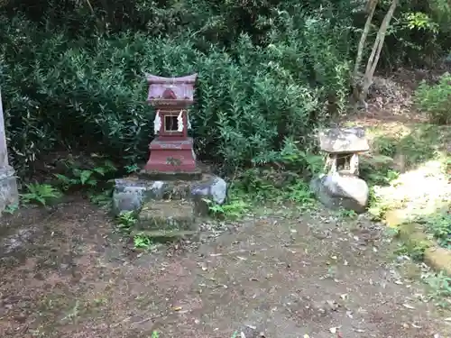 近津神社の末社