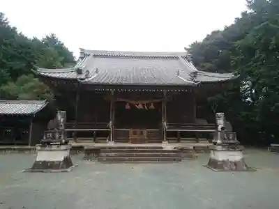 進雄神社の本殿・本堂