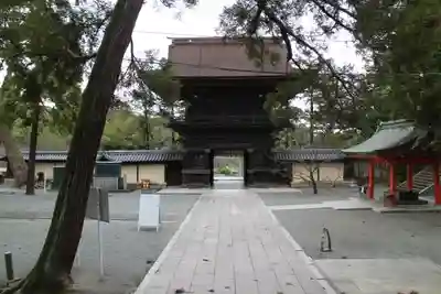 香椎宮の山門・神門