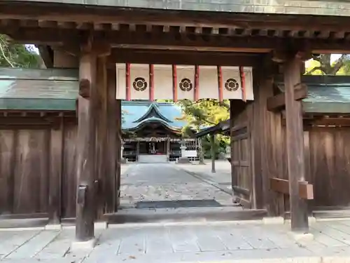 玉祖神社の山門