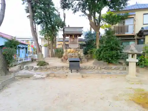 東八龍社の本殿・本堂