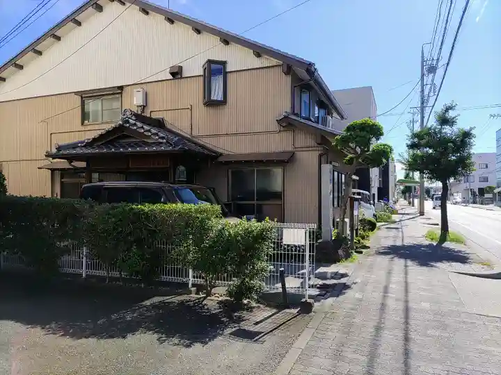 静雲寺の本殿・本堂