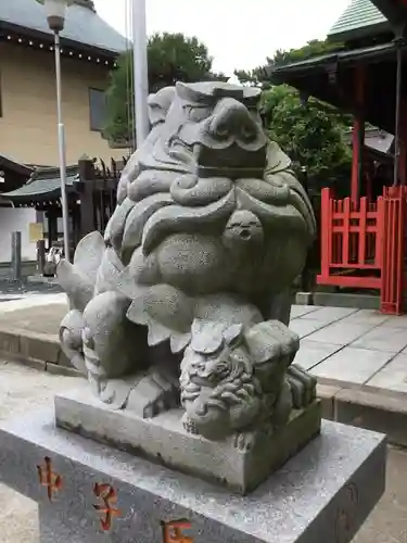 葛飾氷川神社の狛犬