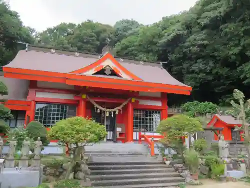 石鎚神社の本殿