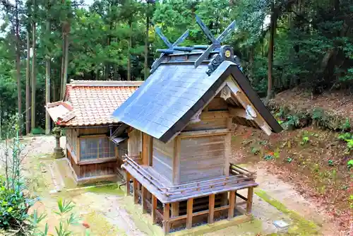 天若宮神社の本殿