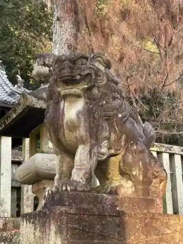 橿森神社の{uncategorized: "未分類", other: "その他", undefined: "問題あり", building: "その他建物", grave: "お墓", sacred_gate: "鳥居", guardian: "狛犬", statue: "像", buddha: "仏像", history: "歴史", nature: "自然", garden: "庭園", animal: "動物", pagoda: "塔", temizu: "手水舎", mountain_gate: "山門・神門", sanctuary: "本殿・本堂", subordinate: "末社・摂社", art: "芸術", scenery: "景色", jizo: "地蔵", ema: "絵馬", goshuin: "御朱印", omikuji: "おみくじ", items: "授与品その他", amulet: "お守り", goshuincho: "御朱印帳", eats: "食事", festival: "お祭り", votive_dance: "神楽", shichigosan: "七五三参", wedding: "結婚式", experience: "体験その他", initially: "初詣", around: "周辺", anti_infection: "感染症対策"}