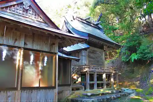 比加夜神社の本殿