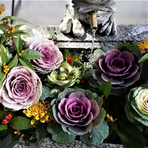 滑川神社 - 仕事と子どもの守り神の手水