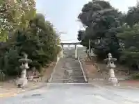 豊国廟(豊国神社飛地境内)の{uncategorized: "未分類", other: "その他", undefined: "問題あり", building: "その他建物", grave: "お墓", sacred_gate: "鳥居", guardian: "狛犬", statue: "像", buddha: "仏像", history: "歴史", nature: "自然", garden: "庭園", animal: "動物", pagoda: "塔", temizu: "手水舎", mountain_gate: "山門・神門", sanctuary: "本殿・本堂", subordinate: "末社・摂社", art: "芸術", scenery: "景色", jizo: "地蔵", ema: "絵馬", goshuin: "御朱印", omikuji: "おみくじ", items: "授与品その他", amulet: "お守り", goshuincho: "御朱印帳", eats: "食事", festival: "お祭り", votive_dance: "神楽", shichigosan: "七五三参", wedding: "結婚式", experience: "体験その他", initially: "初詣", around: "周辺", anti_infection: "感染症対策"}