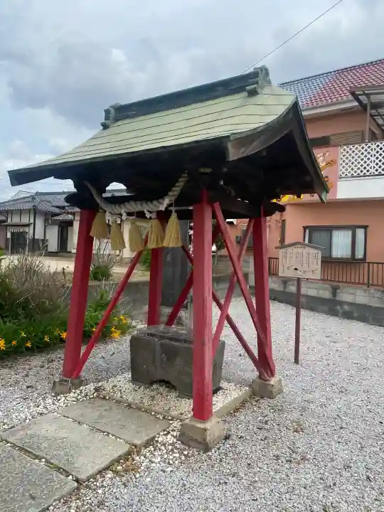 大野神社の{uncategorized: "未分類", other: "その他", undefined: "問題あり", building: "その他建物", grave: "お墓", sacred_gate: "鳥居", guardian: "狛犬", statue: "像", buddha: "仏像", history: "歴史", nature: "自然", garden: "庭園", animal: "動物", pagoda: "塔", temizu: "手水舎", mountain_gate: "山門・神門", sanctuary: "本殿・本堂", subordinate: "末社・摂社", art: "芸術", scenery: "景色", jizo: "地蔵", ema: "絵馬", goshuin: "御朱印", omikuji: "おみくじ", items: "授与品その他", amulet: "お守り", goshuincho: "御朱印帳", eats: "食事", festival: "お祭り", votive_dance: "神楽", shichigosan: "七五三参", wedding: "結婚式", experience: "体験その他", initially: "初詣", around: "周辺", anti_infection: "感染症対策"}