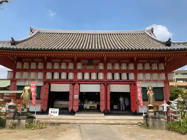 愛染堂勝鬘院の本殿・本堂