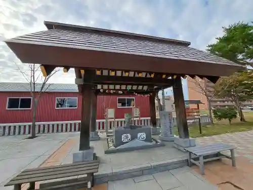 新川皇大神社の手水舎